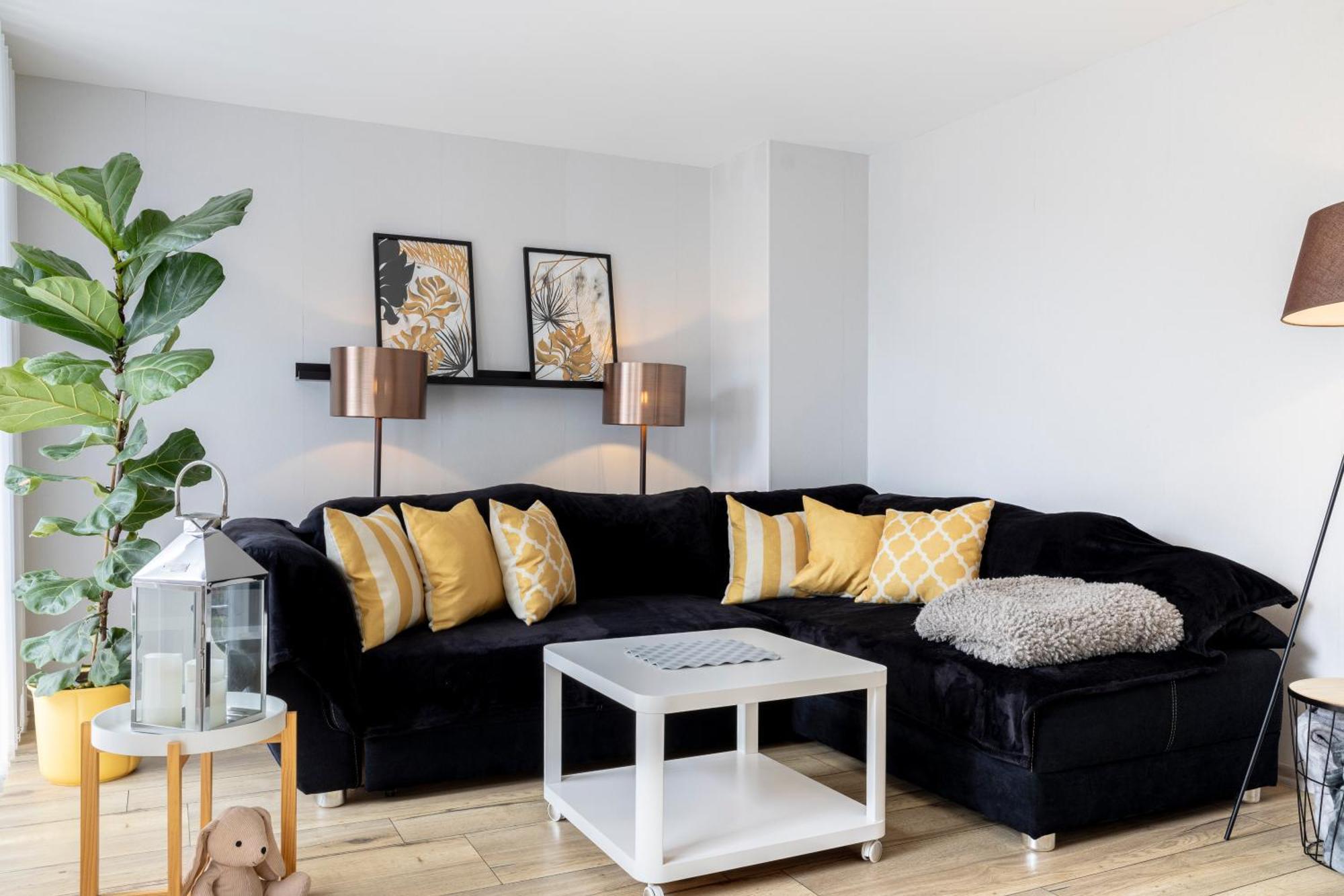 Design Maisonette - 24H Self-Check-In - Bis 7 Pers - In Direkter Weihernaehe - Parkplatz - Wifi - Balkon -Terrasse - Radwege Schiffweiler 外观 照片